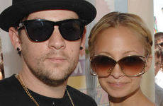 Nicole Richie y Joel Madden por una buena causa