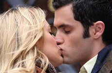 Blake Lively y Penn Badgley:  Get a Room!