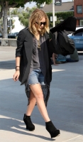 mary kate olsen shoes.thumbnail