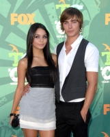 zanessa tca 04.thumbnail