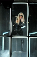 christina aguilera 2008 mtv vmas 02.thumbnail