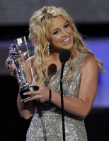 vma britney spears 122 1103lo.thumbnail