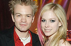 Avril Lavigne se esta divorciando de Deryck?