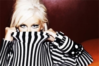 christina aguilera promo pics 05.thumbnail