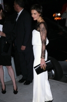 katie holmes at theater play premiere ny223 533lo.thumbnail