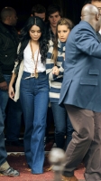 vanessa hudgens and ashley tisdale paris 85823 02 122 152lo.thumbnail