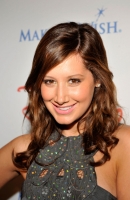 ashley tisdale make a wish gala 03 122 195lo.thumbnail