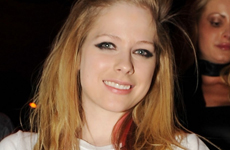 Avril Lavigne ha ganado peso… o tal vez…