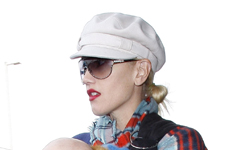 Gwen Stefani y baby Zuma en LAX