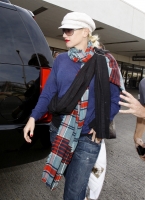 Gwen Stefani y baby Zuma en LAX