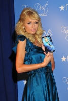 paris hilton launches her new fragrance fairy dust in woodbridge 14 122 517lo.thumbnail