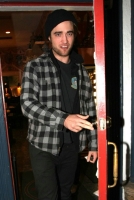 robert pattinson leaving laconvers 01.thumbnail