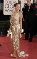 jennifer lopez arrives at the 66th annual golden globe awards 06 127514.thumbnail