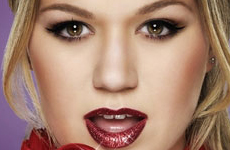 Kelly Clarkson quisiera lucir asi – Bites and Gossip Links!