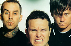 OMG!! Blink 182 is back baby!!! Estan grabando nuevo disco!!