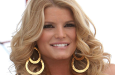 Jessica Simpson no esta gorda solo mal vestida