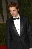 robert pattinson vf party 01 122 681lo.thumbnail