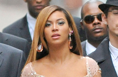 Beyonce y su curvilinea figura filma promo para su concierto