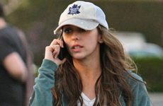 Jennifer Love Hewitt esta saliendo con su co star Jamie Kennedy