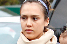 Jessica Alba ama ser madre y quiere un segundo bebito…