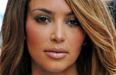 El nuevo look de Kim Kardashian… FAIL! (Update!!)