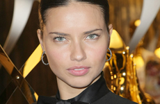 Adriana Lima esta embarazada