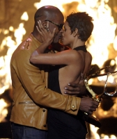 halle berry spike tv guys choice awards show 02 122 515lo.thumbnail