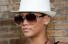 Rihanna quiere a Chris Brown cerca de ella