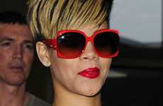 Rihanna muestra su lado funky