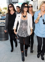 FP 4008612 Kardashian Kourtney VAH 111309.thumbnail