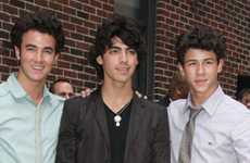 Los Jonas Brothers NO han MUERTO! – Mas Gossip Gossip!