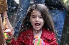 Katie Holmes y Suri Cruise aman la nieve en New York