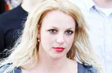 Britney Spears es libre de andar sin bra