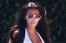 Kim Kardashian en bikini muestra su tonificado cuerpo en Miami