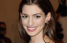 Anne Hathaway cambia de look! Corta su cabellera