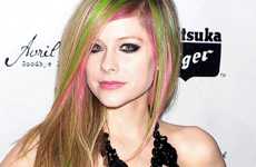 Avril Lavigne en el lanzamiento de su nuevo album Goodbye Lullaby