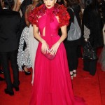 Celebs en el Alexander McQueen Savage Beauty Gala en el Met