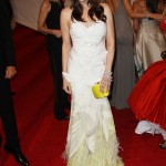 Celebs en el Alexander McQueen Savage Beauty Gala en el Met