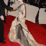 Celebs en el Alexander McQueen Savage Beauty Gala en el Met