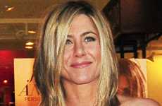 Jennifer Aniston HOT promociona Lolavie en New York