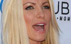 Crystal Harris: Sexo con Hef, dos segundos! OMG! LMAO!!!