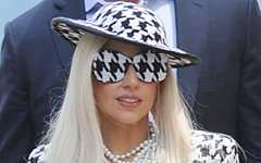 Lady Gaga DEVASTADA por la Muerte de Amy Winehouse… BS!