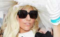 Lady Gaga se ve CUTE!!!!