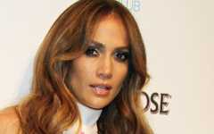 Jennifer Lopez y su pose especial… FASE DOS