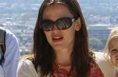 Jennifer Garner esperando un varoncito!? [Life&Style]