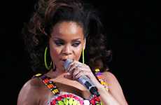 Rihanna se va de compras a una tienda de adultos en Francia