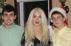 La foto navideña de Lindsay Lohan con su familia