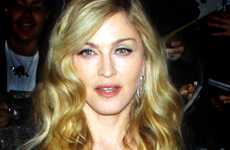 Madonna luce GENIAL!!! Premier de W.E en New York