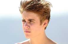 Justin Bieber en la playa! OMG!! what?