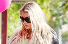 Jessica Simpson comprando ropita rosadita de baby!! Awww